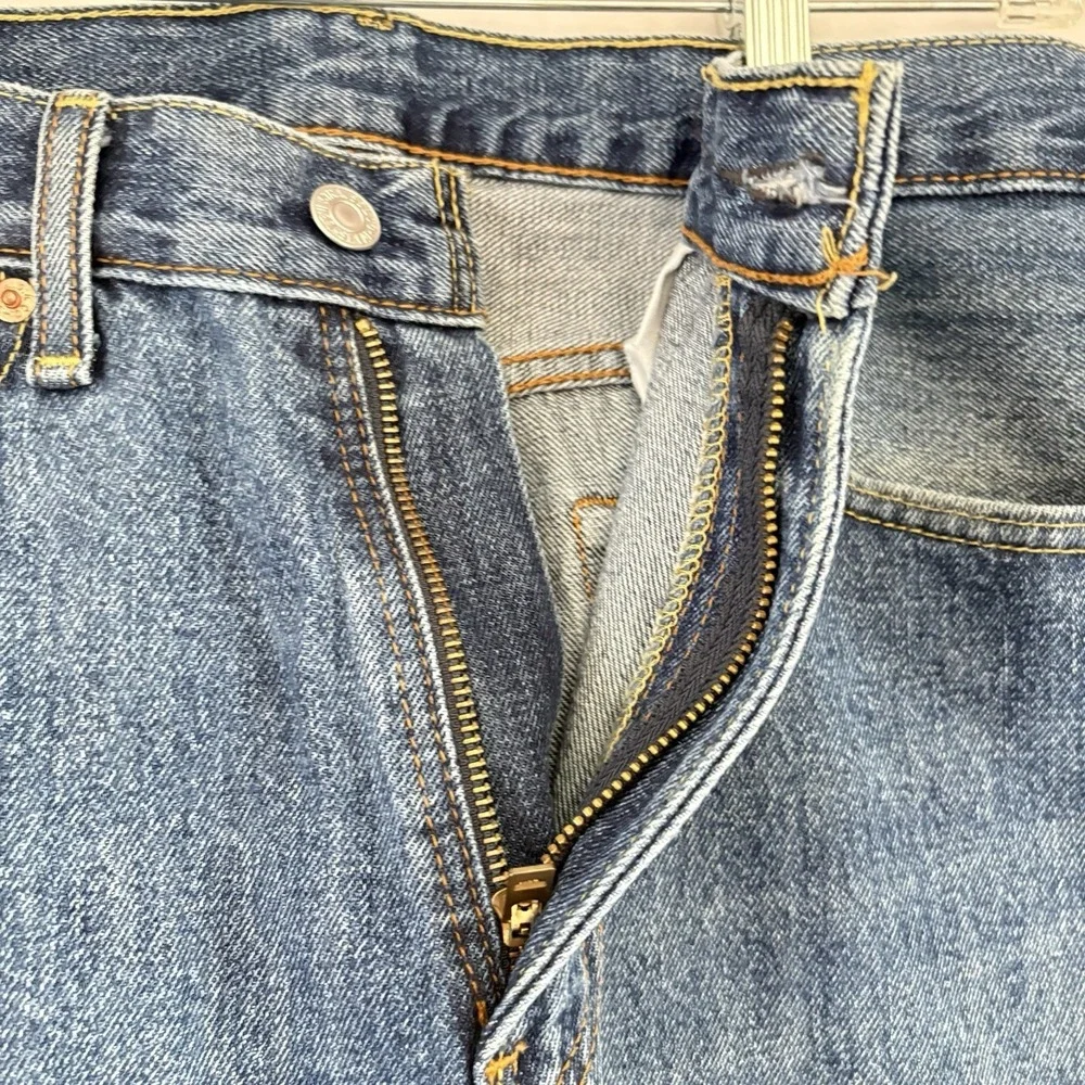 Levis 505 Jeans Mens 33x30 Blue Medium Wash Regular Straight Stretch Denim Pants